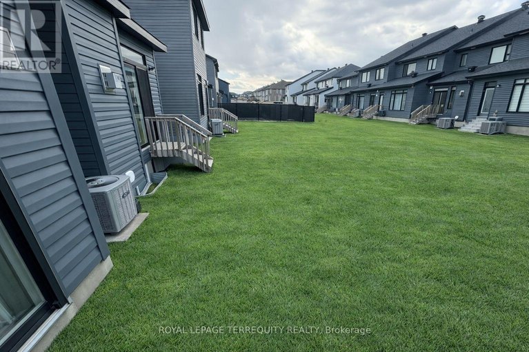 29669021/74-nettle-crescent/leitrim/ottawa/ontario/K1T0W9_30