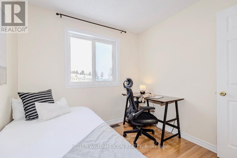 29292675/8-104-mcdermot-court/katimavik/ottawa/ontario/K2L3V2_15