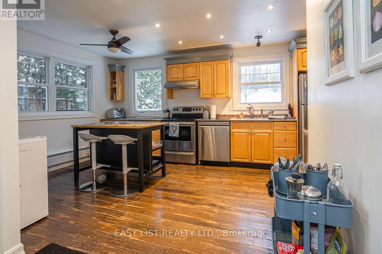 29386646/73-hobart-crescent/sheahan-estatestrend-village/ottawa/ontario/K2H5S3_8