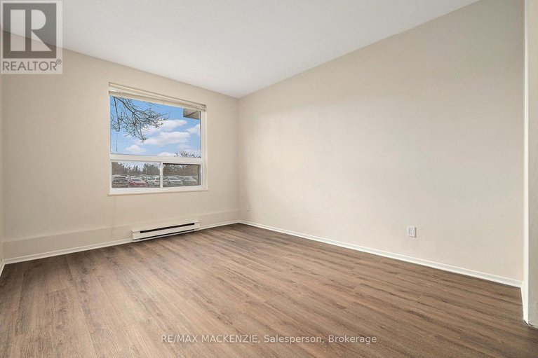 28692050/101-50-emmerson-avenue/mechanicsville/ottawa/ontario/K1Y4P7_14