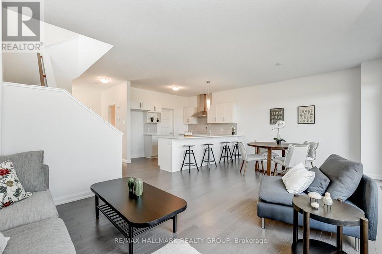 28758866/474-sterling-avenue/clarencerockland-twp/clarence-rockland/ontario/K4K1P6_7