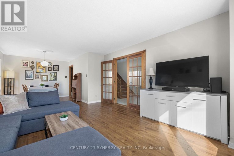 28834728/2034-frank-bender-street/chateauneuf/ottawa/ontario/K1C1M7_4