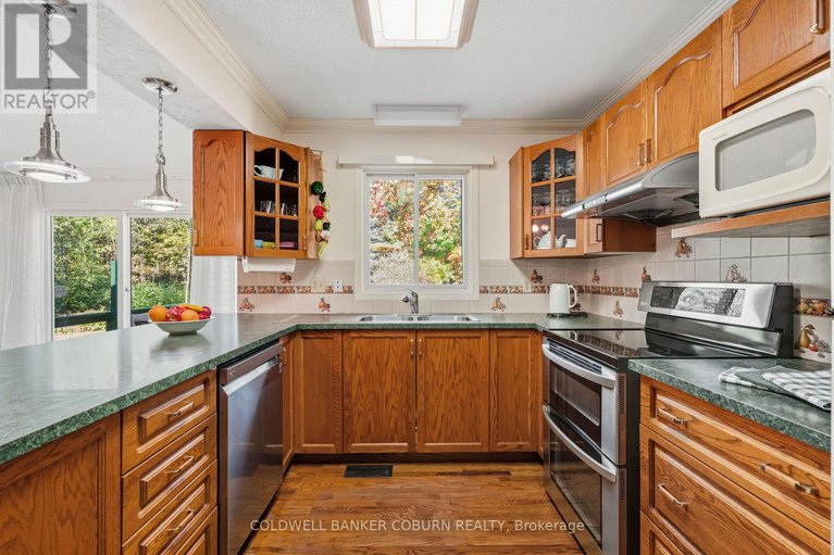 28935787/2-sugar-maple-way/north-grenville-twp-kemptville-east/north-grenville/ontario/K0G1J0_11