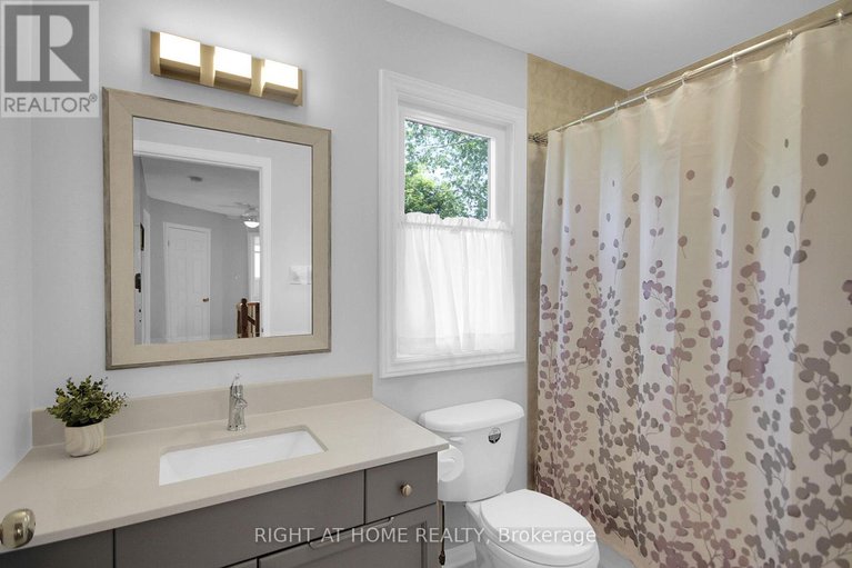 28495387/13-sirocco-crescent/stittsville-north/ottawa/ontario/K2S1Z7_28