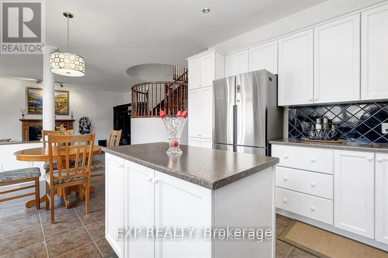 29374562/122-rodeo-drive/longfields/ottawa/ontario/K2J5K3_14