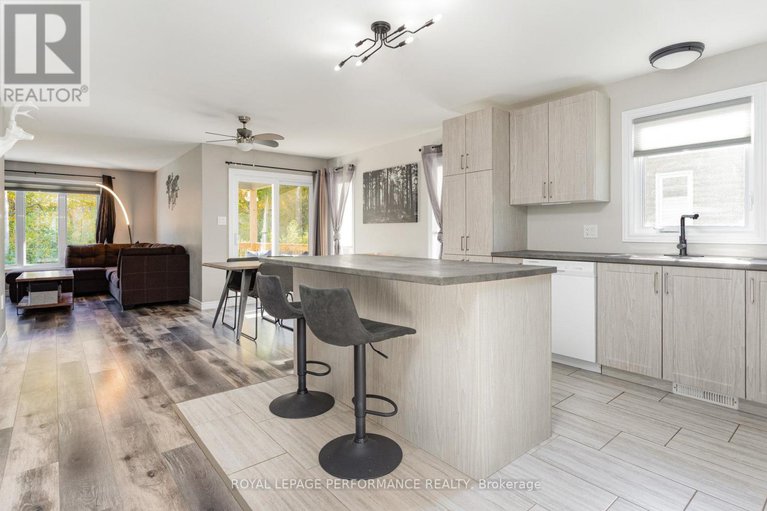 28969213/242-roxanne-street/clarencerockland-twp/clarence-rockland/ontario/K0A1N0_13
