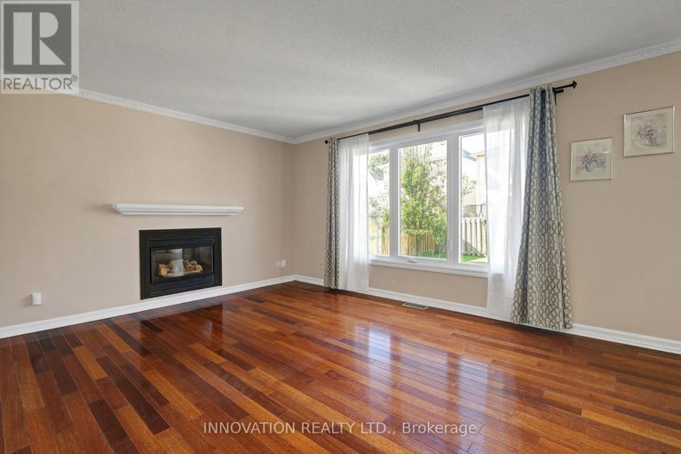 28813798/36-mersey-drive/morgans-grantsouth-march/ottawa/ontario/K2K3A7_21