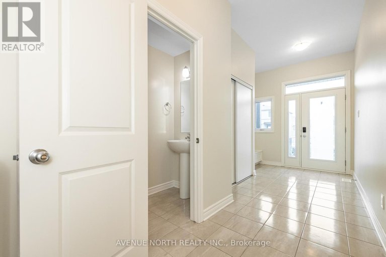 28478727/747-namur-street/embrun/russell/ontario/K0A1W0_4