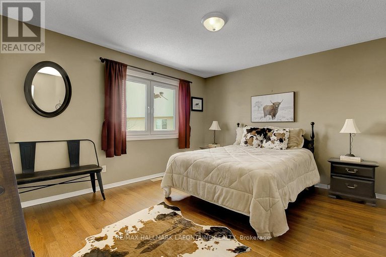 29357706/1721-jersey-street/fallingbrookgardenway-south/ottawa/ontario/K4A4Y6_29