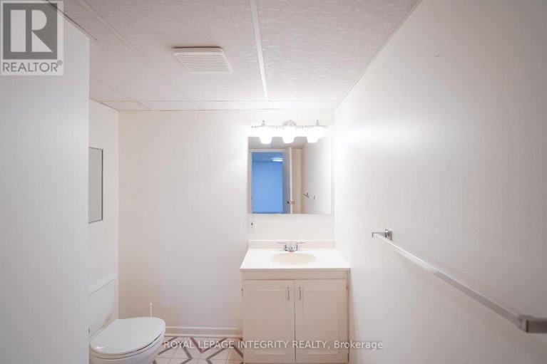 28908572/1266-famlit-court/beacon-hill-south/ottawa/ontario/K1J9A2_35