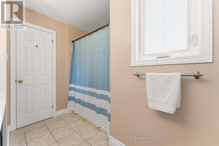 29595161/30-longden-place/bridlewood/ottawa/ontario/K2M1V2_36