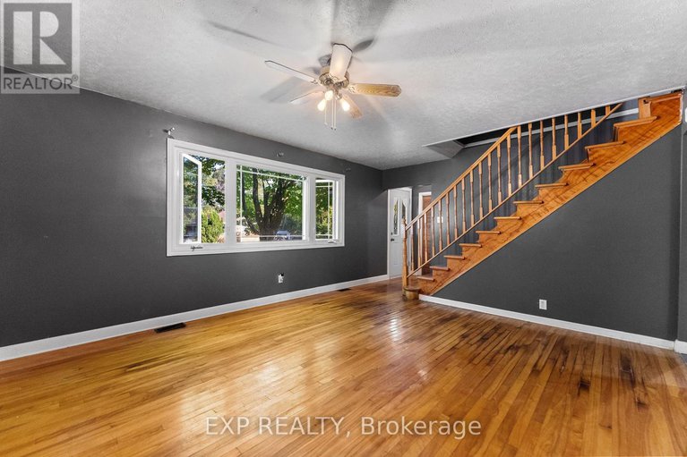 28069493/397-charles-avenue/renfrew/renfrew/ontario/K7V3J2_11