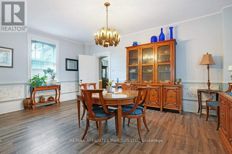 29017796/27-marlborough-street/maxville/north-glengarry/ontario/K0C1T0_12