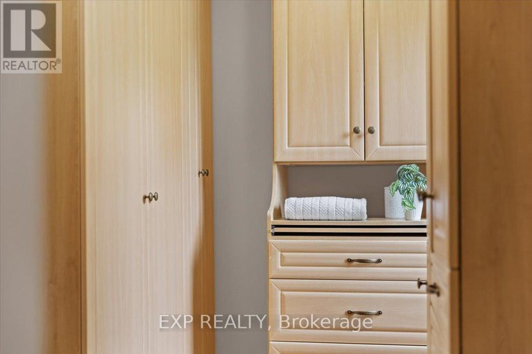 28588521/107-stanley-avenue/new-edinburgh/ottawa/ontario/K1M1N8_33