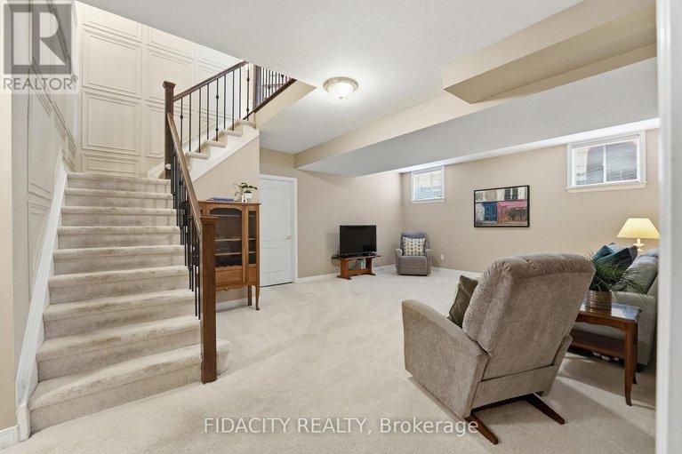 29673892/31-sable-run-drive/stittsville-central/ottawa/ontario/K2S1W8_27