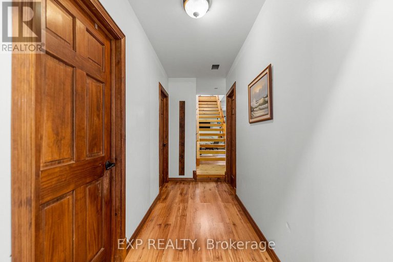 29432292/260-tasse-avenue/renfrew/renfrew/ontario/K7V3W7_37