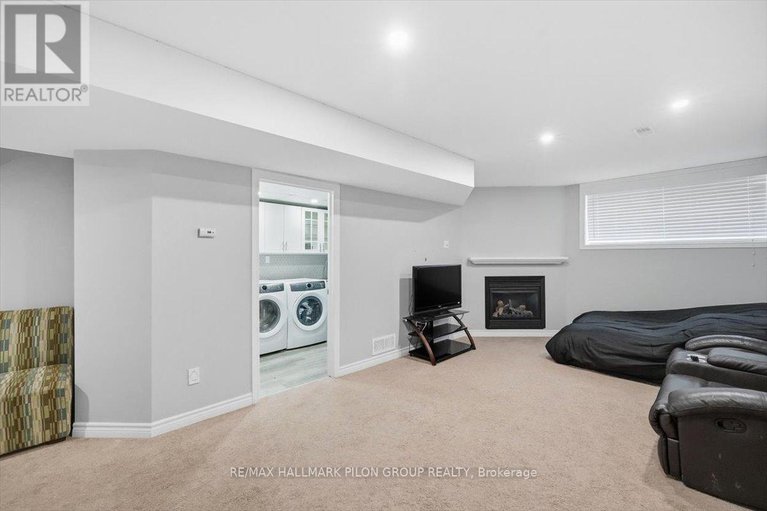 29233596/504-allegro-way/avalon-east/ottawa/ontario/K4A0H6_19