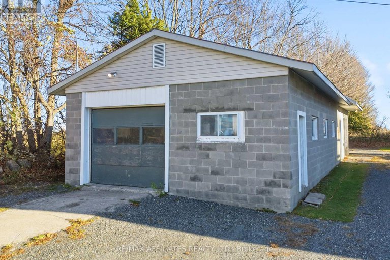 29071254/2397-drummond-con-10a-road/drummond-n-elmsley-drummond-twp/drummondnorth-elmsley/ontario/K0G1K0_26