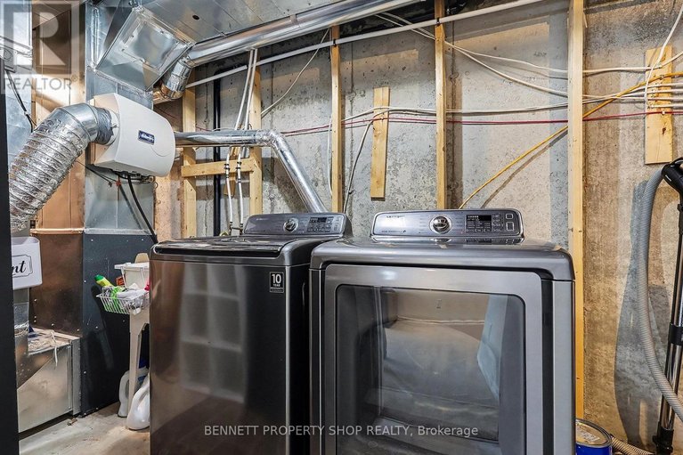 29522197/992-bunchberry-way/blossom-parkkemp-parkfindlay-creek/ottawa/ontario/K1T0L6_17