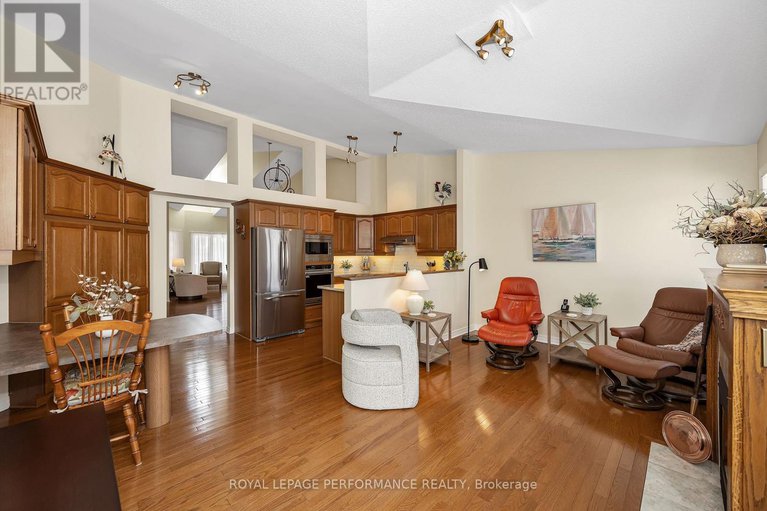 29419207/49-peregrine-crescent/bridlewood/ottawa/ontario/K2M2T2_10