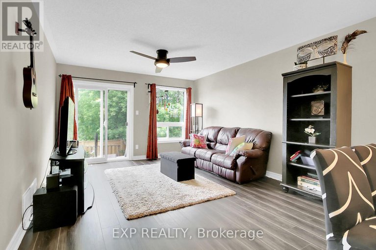 28533417/332-finner-court/almonte/mississippi-mills/ontario/K0A1A0_15