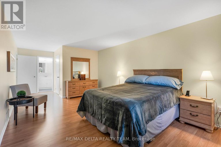 29005237/1657-bottriell-way/fallingbrookpineridge/ottawa/ontario/K4A1W1_22