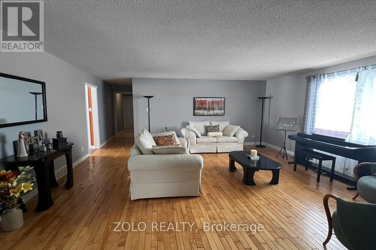 29379499/6546-clifford-avenue/south-glengarry-charlottenburgh-twp/south-glengarry/ontario/K6H7H9_12