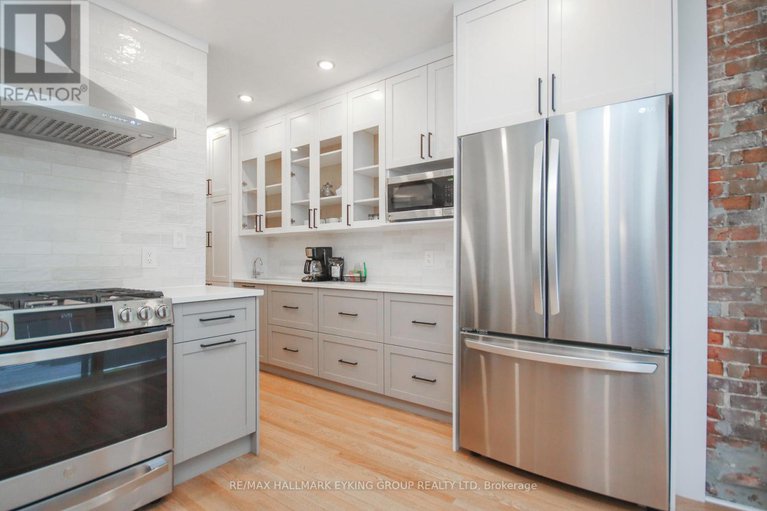 28220496/239-york-street/lower-town/ottawa/ontario/K1N5T9_21