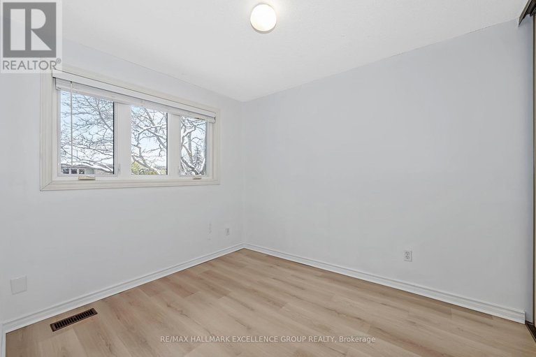 29093671/67-710-coronation-avenue/riverview-park/ottawa/ontario/K1G4G7_26
