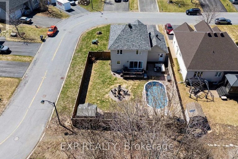 29645045/212-jasper-crescent/town-of-rockland/clarence-rockland/ontario/K4K0A3_37