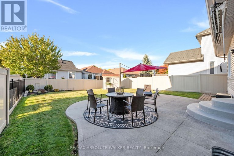 28894846/841-scala-avenue/notting-hillsummerside/ottawa/ontario/K4A4M1_38