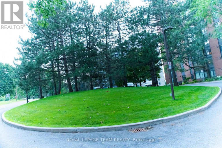 28663868/1516-2871-richmond-road/britannia-heights/ottawa/ontario/K2B8M5_31