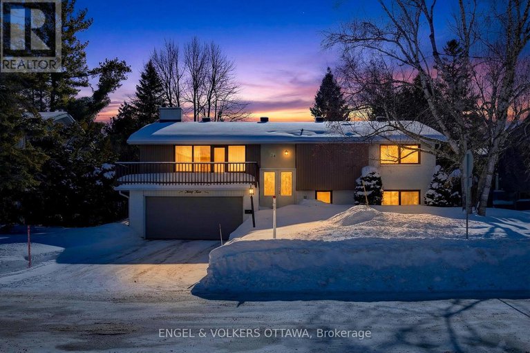 29323423/34-wallford-way/city-viewskylinefisher-heightsparkwood-hills/ottawa/ontario/K2E6B6_2