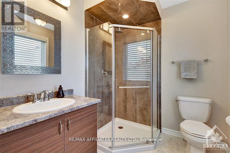 28578072/514-broadleaf-street/avalon-west/ottawa/ontario/K4A1A4_18