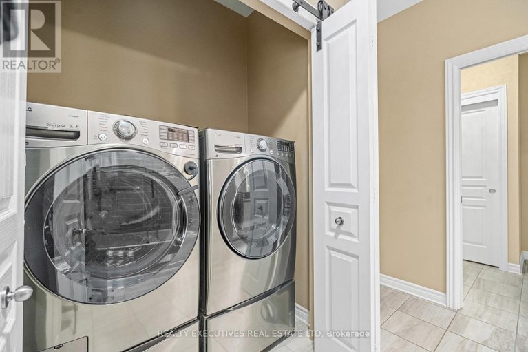 29266311/90-magnolia-way/north-grenville-twp-kemptville-south/north-grenville/ontario/K0G1J0_22