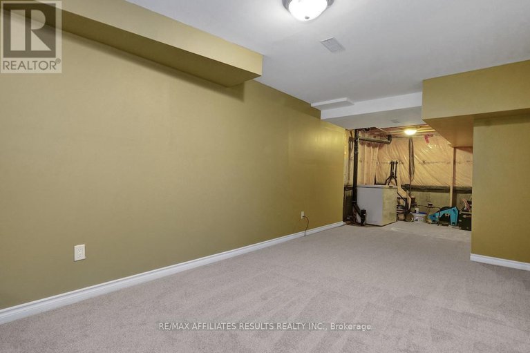 28577158/310-silbrass-private/stonebridge/ottawa/ontario/K2J5M5_41