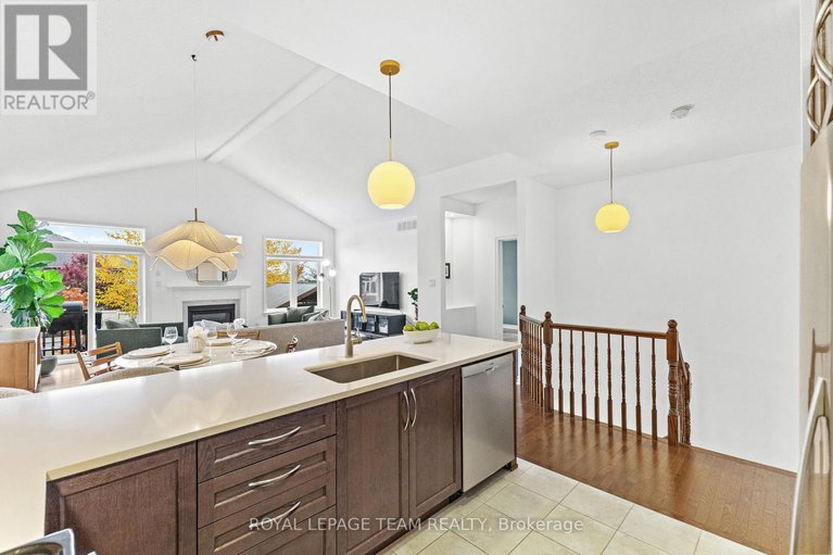 29015594/248-shinny-avenue/emerald-meadowstrailwest/ottawa/ontario/K2V0B9_10