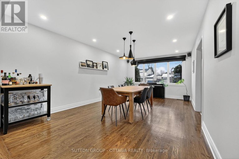 29128256/25-southpark-drive/blackburn-hamlet/ottawa/ontario/K1B3B8_3