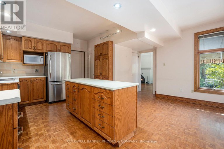 28965806/720-parkdale-avenue/civic-hospital/ottawa/ontario/K1Y1J3_15
