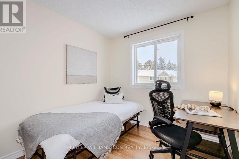 29292675/8-104-mcdermot-court/katimavik/ottawa/ontario/K2L3V2_14