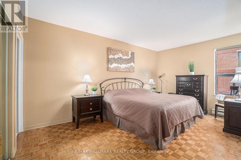 28617119/1404-556-laurier-avenue-w/ottawa-centre/ottawa/ontario/K1R7X2_15