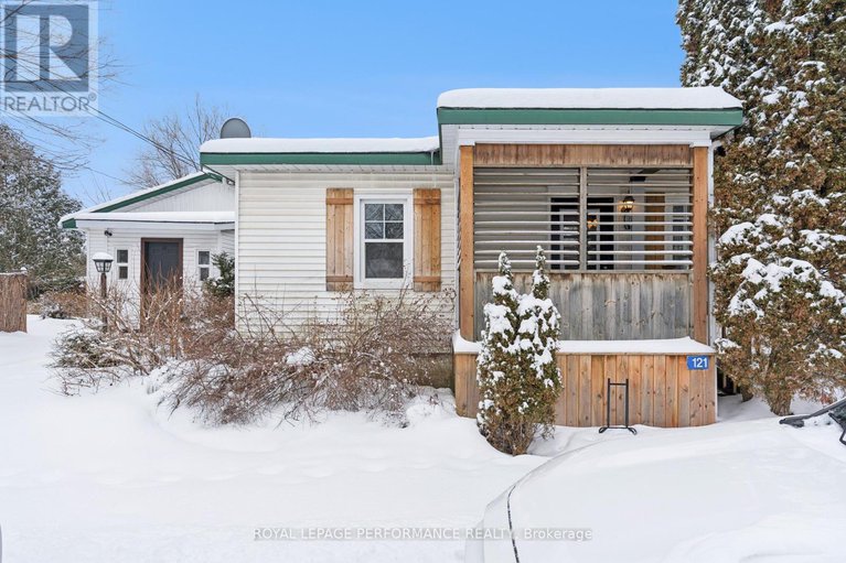 29392699/121-elizabeth-street/pakenham/mississippi-mills/ontario/K0A2X0_1