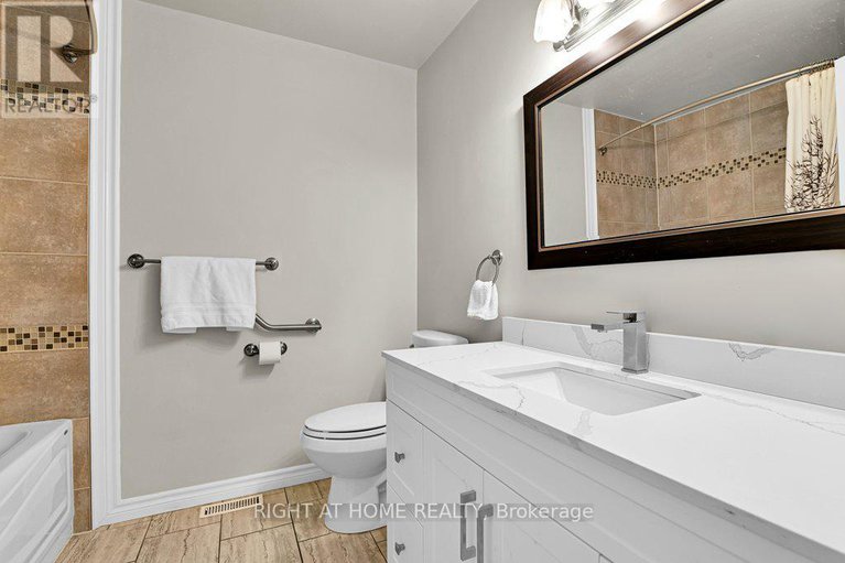 29018595/2230-bickerton-avenue/canotek-industrial-park/ottawa/ontario/K1J6Y3_14