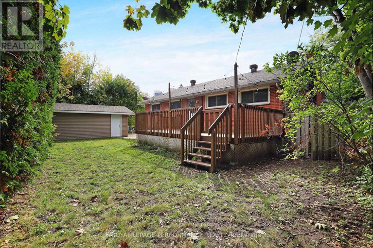 28924054/1347-highgate-road/parkway-park/ottawa/ontario/K2C2Y5_31