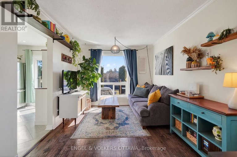 29596735/1499-corsham-avenue/fallingbrookpineridge/ottawa/ontario/K4A3M6_10