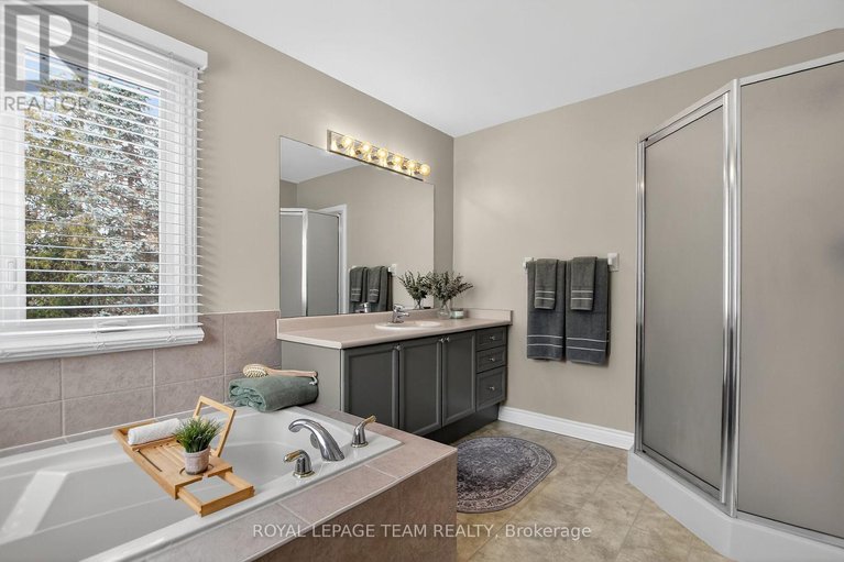 29446611/22-renshaw-avenue/stittsville-central/ottawa/ontario/K2S1G9_49