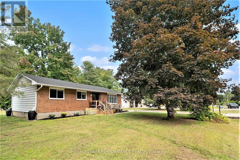 28814583/934-galaxie-avenue/navan/ottawa/ontario/K4B1M5_1