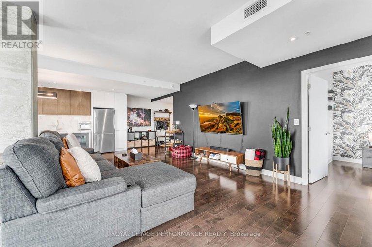 28866995/1810-20-daly-avenue/sandy-hill/ottawa/ontario/K1N0C6_15