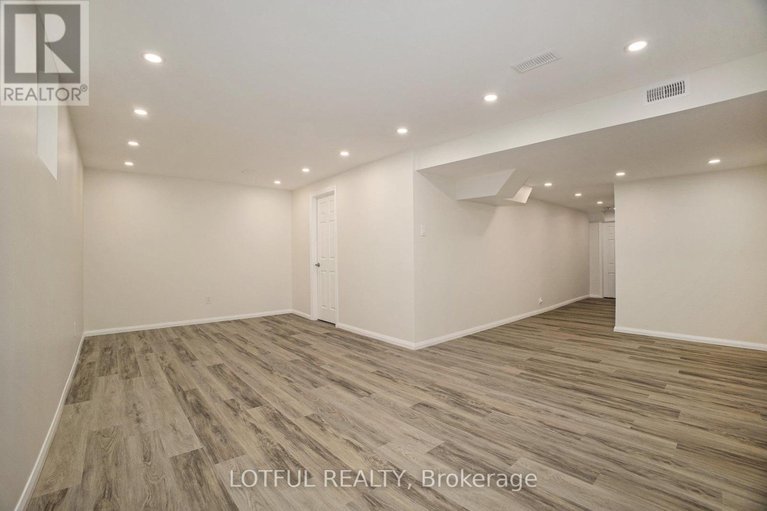 28631476/881-campobello-drive/stittsville-north/ottawa/ontario/K2S0N8_22