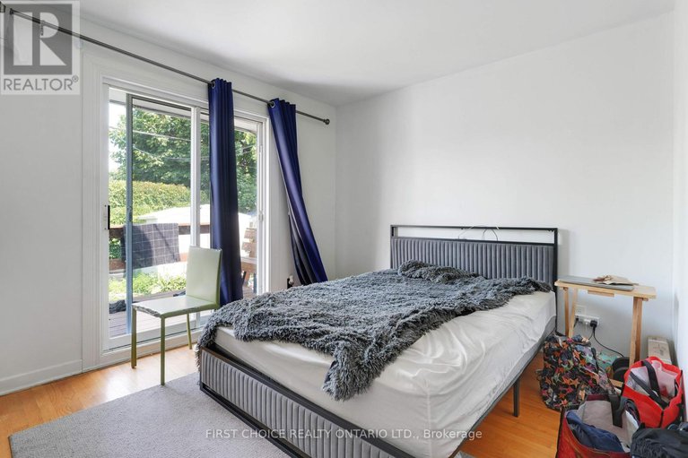 28682259/1753-heron-road/urbandale-acres/ottawa/ontario/K1V6A2_15